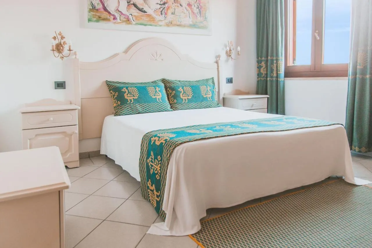 I Giardini Di Cala Ginepro Hotel Resort Кала-Либеротто