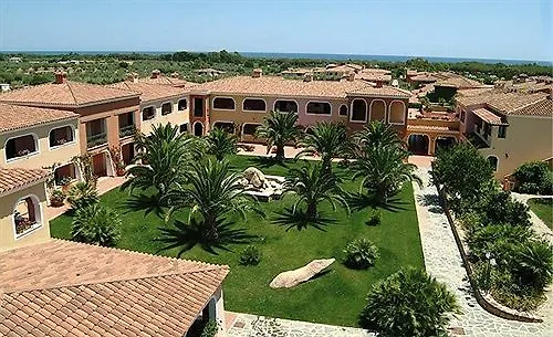 I Giardini Di Cala Ginepro Hotel Resort Кала-Либеротто 4*,  Италия